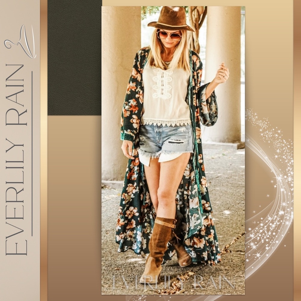 LAST ONE! Gorgeous Velvet Trim Kimono Duster - Picture 8 of 16